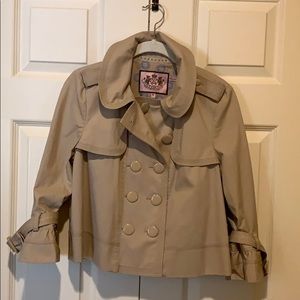 Camel cropped jacket with petal cuffs